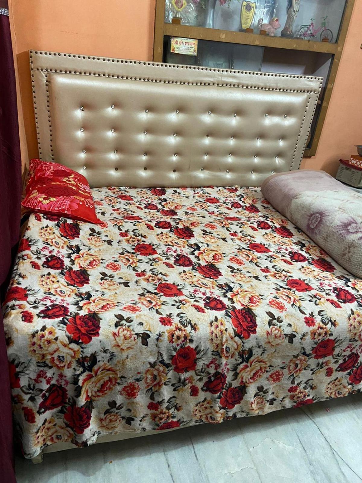 Easystays Varanasi